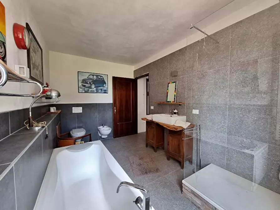 Immagine 15 di Rustico / casale in vendita  in Via Gandhi a Piazzola Sul Brenta