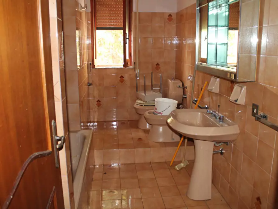 Immagine 11 di Villa in vendita  in via Tommaso Fazzello a Noto