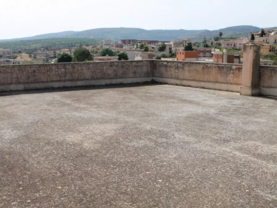 Immagine 17 di Villa in vendita  in via Tommaso Fazzello a Noto