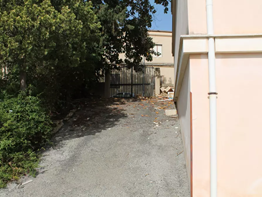 Immagine 30 di Villa in vendita  in via Tommaso Fazzello a Noto