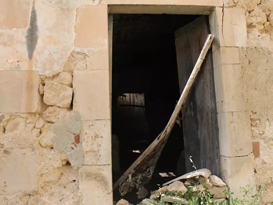 Immagine 32 di Villa in vendita  in via Tommaso Fazzello a Noto