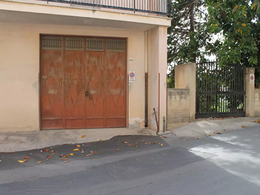 Immagine 38 di Villa in vendita  in via Tommaso Fazzello a Noto