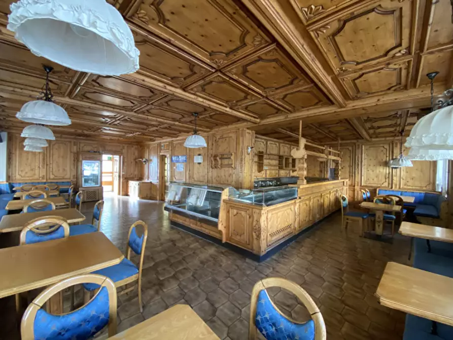 Immagine 2 di Bed & Breakfast in vendita  in Piazza Luigi Rizzardi a Auronzo Di Cadore