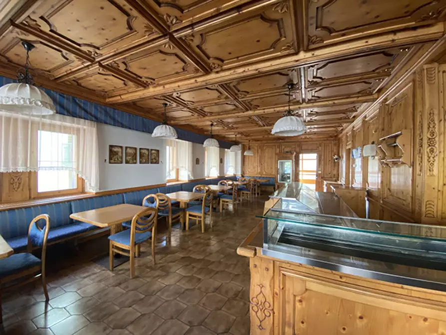 Immagine 4 di Bed & Breakfast in vendita  in Piazza Luigi Rizzardi a Auronzo Di Cadore