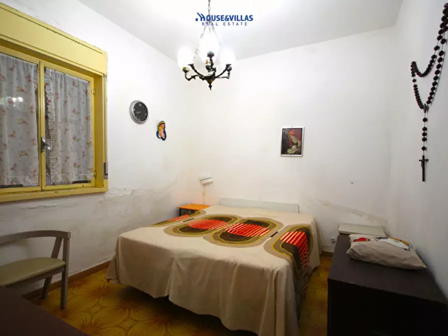 Immagine 19 di Villa in vendita  in avola antica a Avola