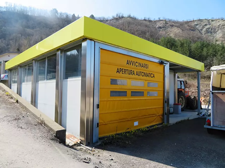 Immagine 4 di Attività commerciale in vendita  in via Ronco la croce a Montecreto