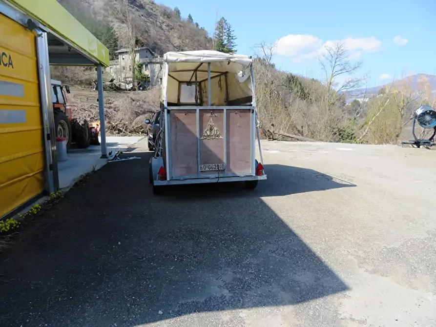 Immagine 6 di Attività commerciale in vendita  in via Ronco la croce a Montecreto