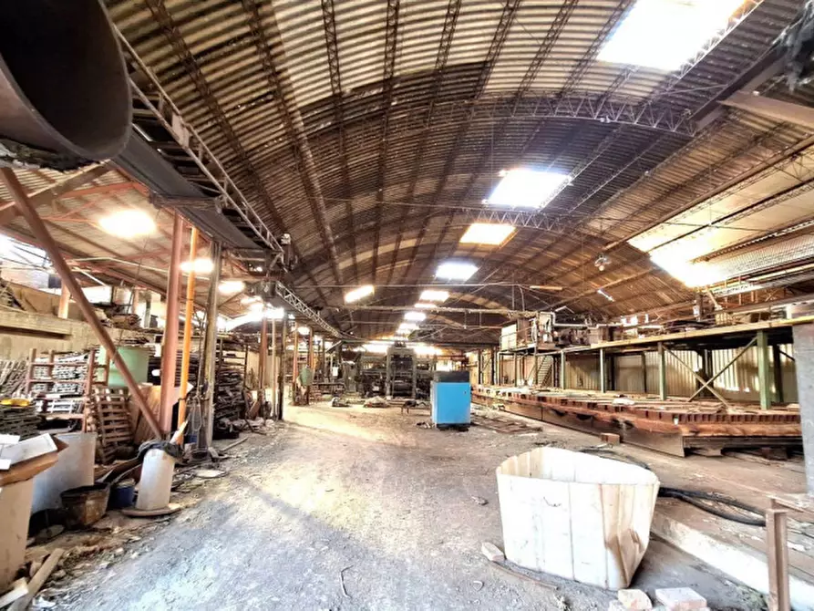 Immagine 4 di Capannone industriale in vendita  in Via Nazionale, N. 2 a Valdina