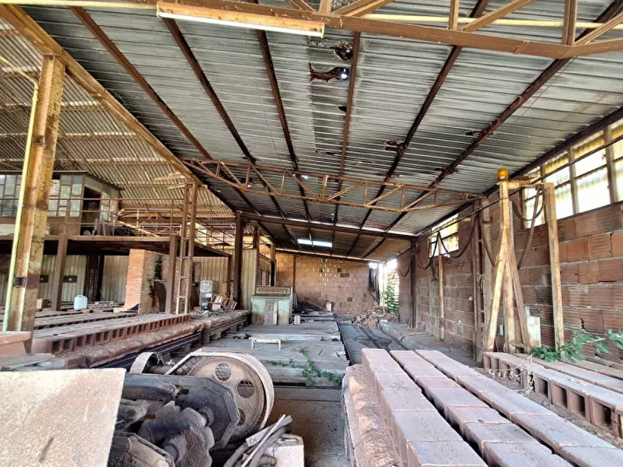 Immagine 15 di Capannone industriale in vendita  in Via Nazionale, N. 2 a Valdina