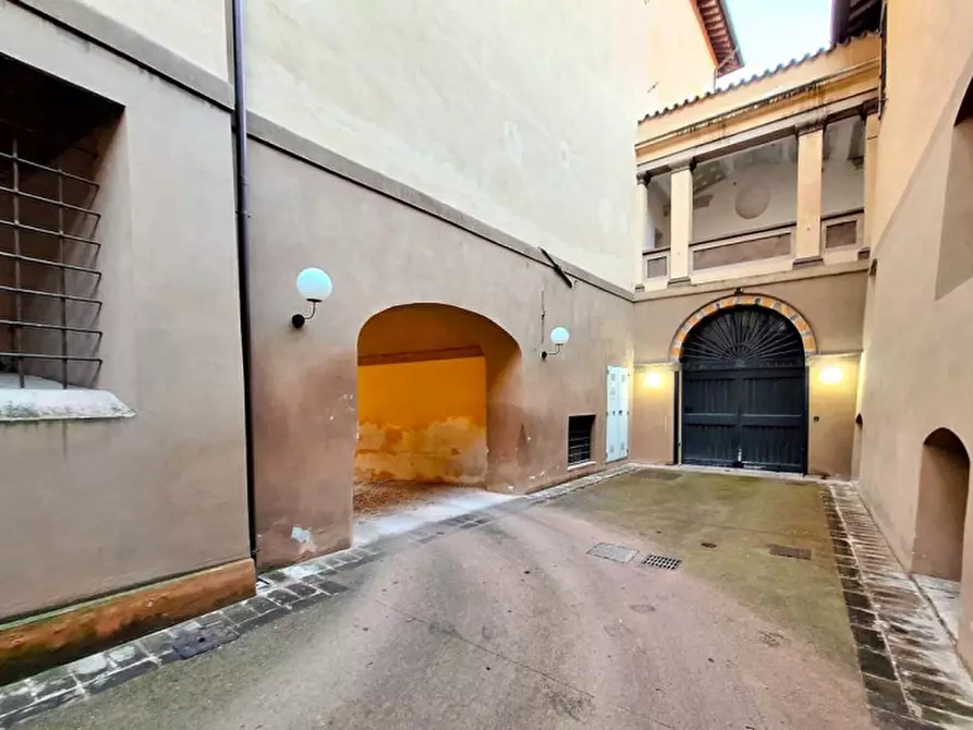 Immagine 9 di Ufficio in vendita  in Via Antonio Gramsci, N. 50 a Foligno