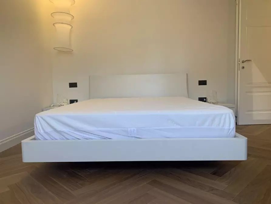 Immagine 9 di Appartamento in affitto  in via roma 2 a Trieste