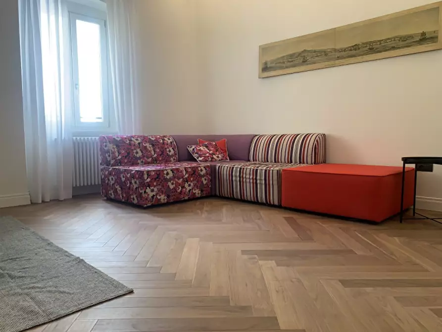 Immagine 33 di Appartamento in affitto  in via roma 2 a Trieste