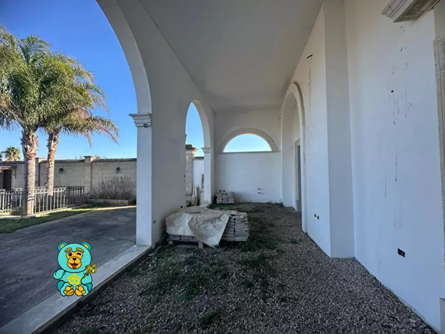 Immagine 22 di Villa in vendita  in strada comunale raho a Novoli