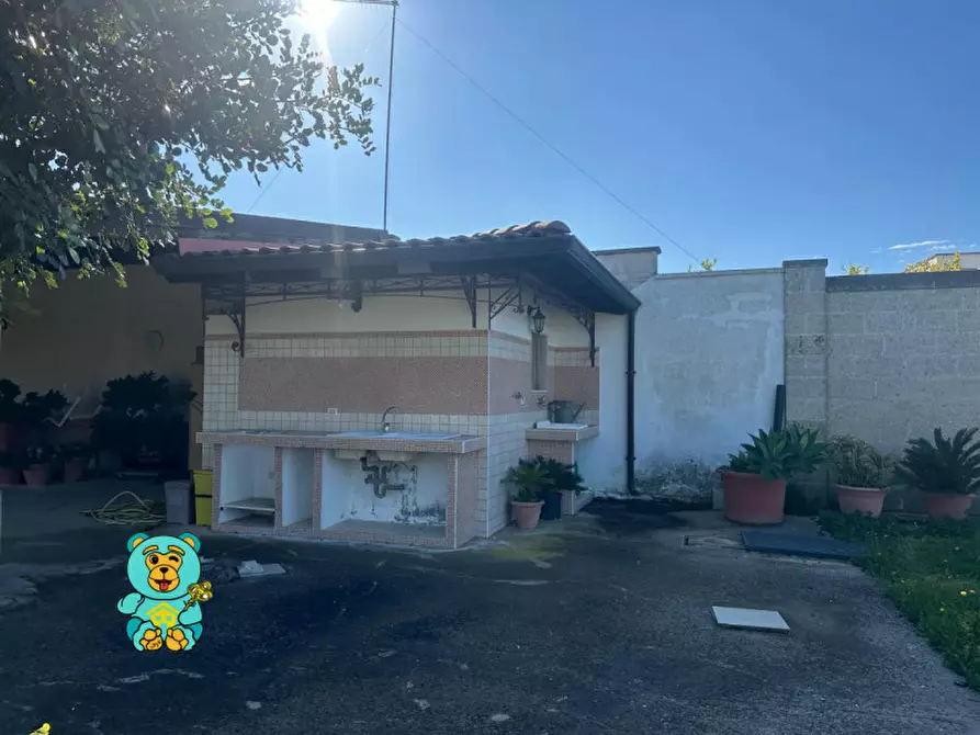 Immagine 28 di Villa in vendita  in strada comunale raho a Novoli