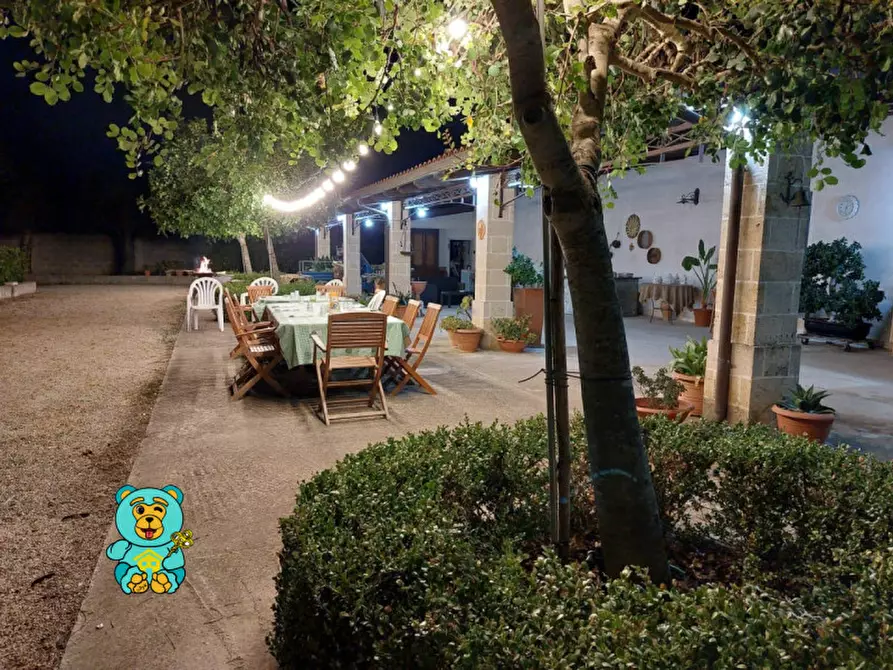 Immagine 46 di Villa in vendita  in strada comunale raho a Novoli