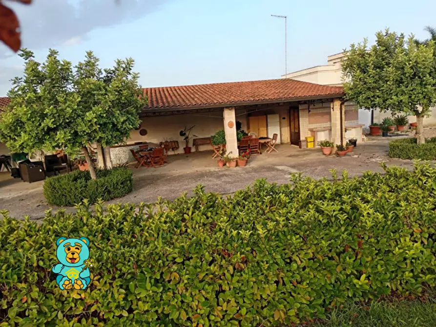 Immagine 51 di Villa in vendita  in strada comunale raho a Novoli