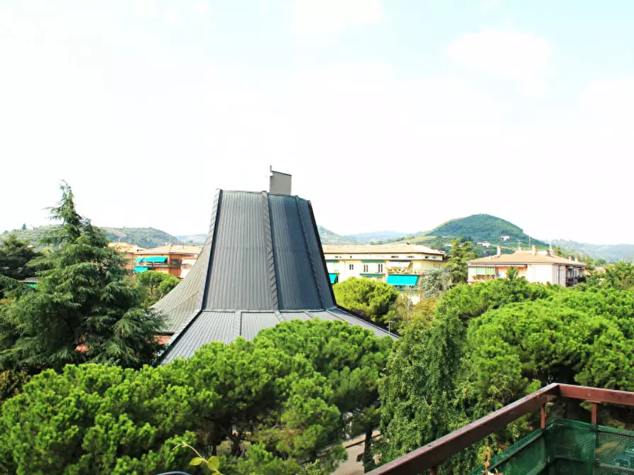 Immagine 7 di Appartamento in vendita  in VIA OSOPPO, 8 a Verona