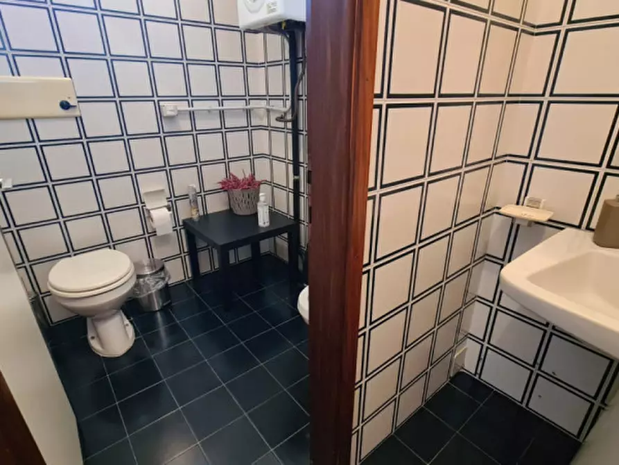 Immagine 11 di Ufficio in vendita  in Via Borgo Treviso  152 a Castelfranco Veneto