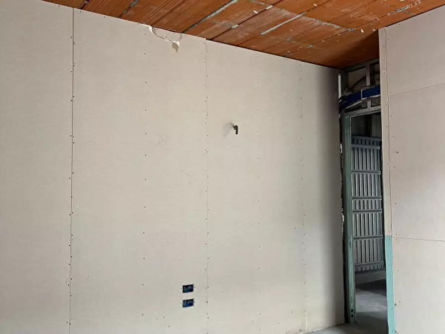 Immagine 12 di Appartamento in vendita  a Romano D'ezzelino