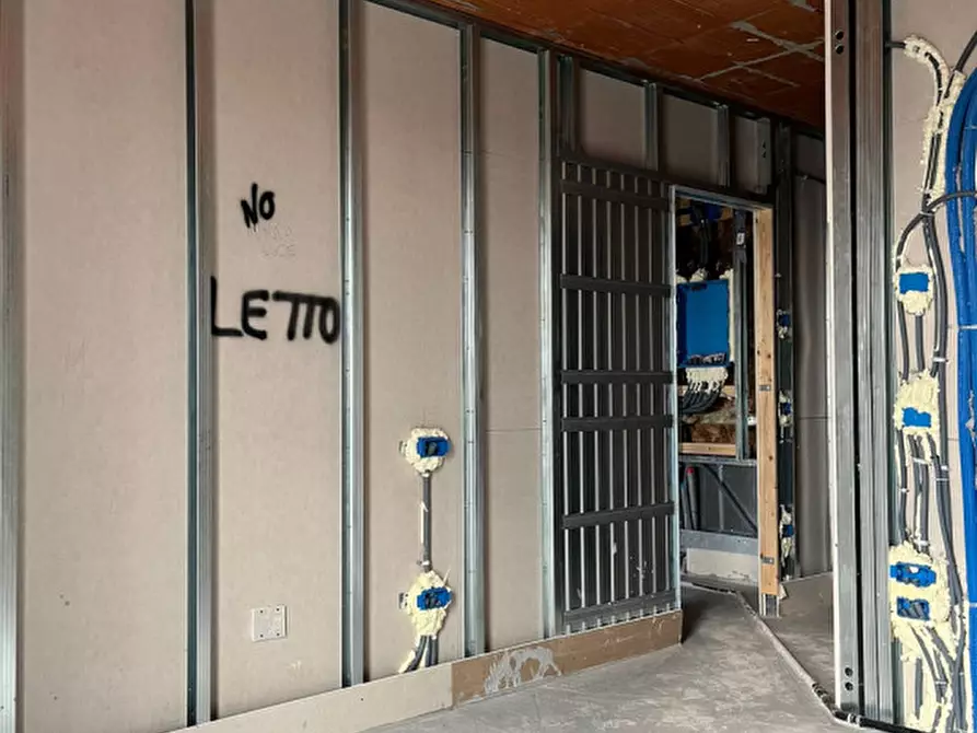 Immagine 18 di Appartamento in vendita  a Romano D'ezzelino