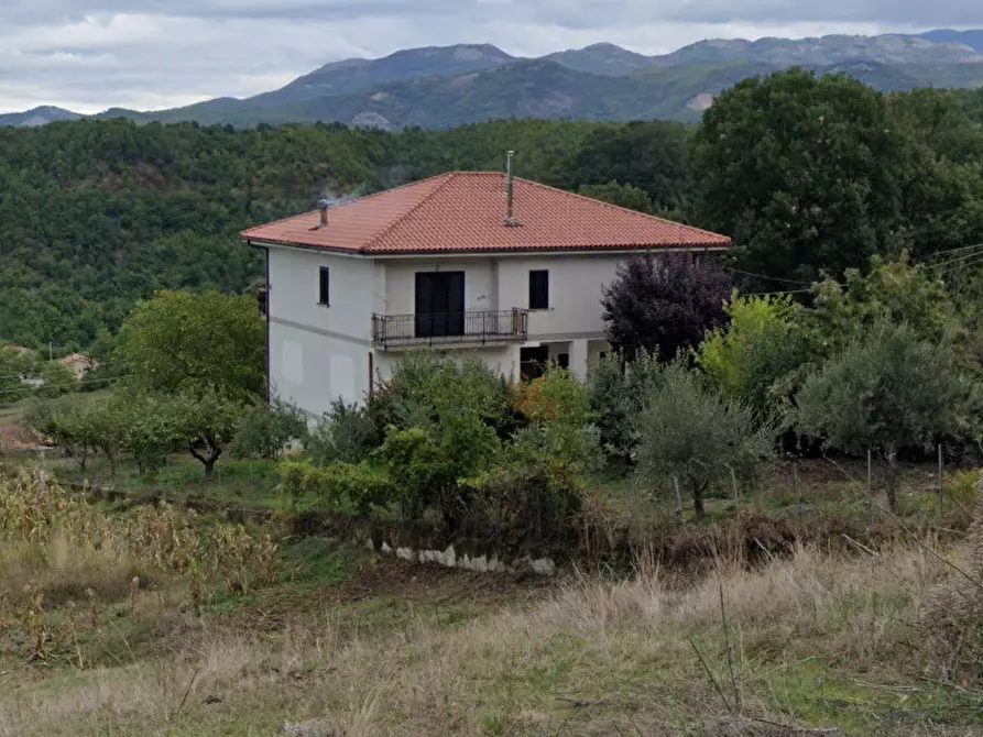 Immagine 1 di Appartamento in vendita  in Loc. Monte - Murgialunga a Brienza