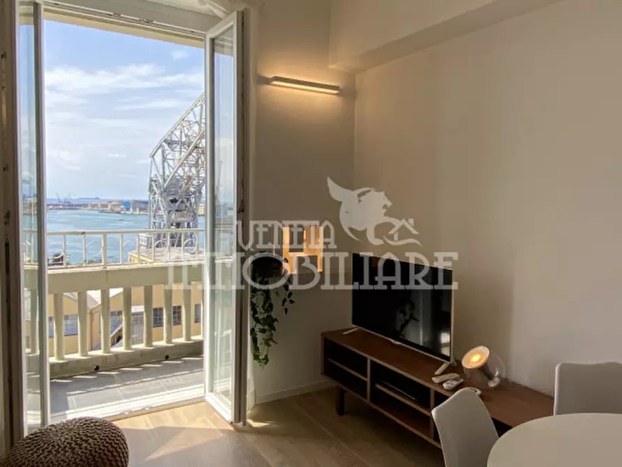 Immagine 8 di Appartamento in affitto  in via Mura del Molo a Genova