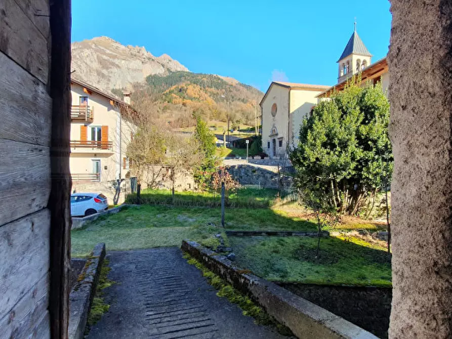 Immagine 5 di Attico in vendita  in Via Per Dolaso, 45 a San Lorenzo Dorsino