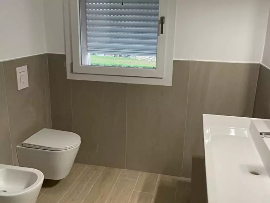 Immagine 7 di Casa bifamiliare in vendita  a Montegrotto Terme