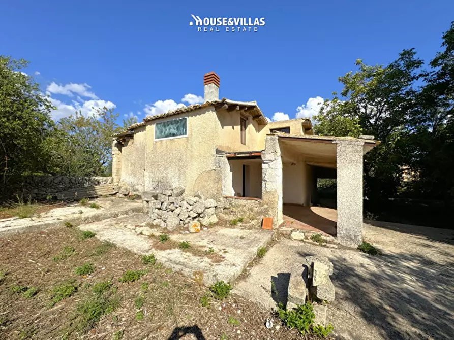 Immagine 5 di Villa in vendita  in testa dell'acqua a Noto