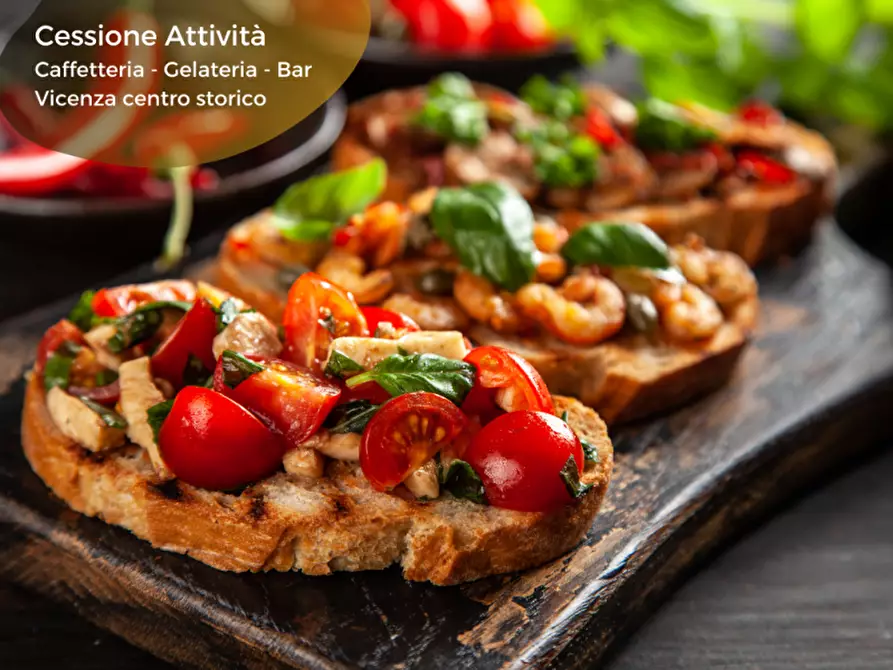 Immagine 6 di Attività commerciale in vendita  in corso palladio a Vicenza