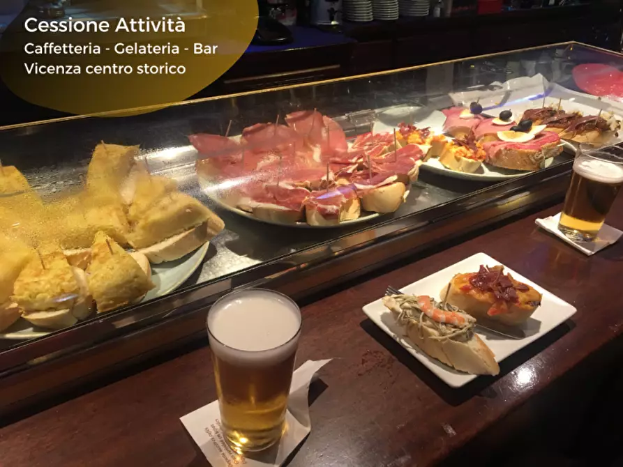 Immagine 7 di Attività commerciale in vendita  in corso palladio a Vicenza