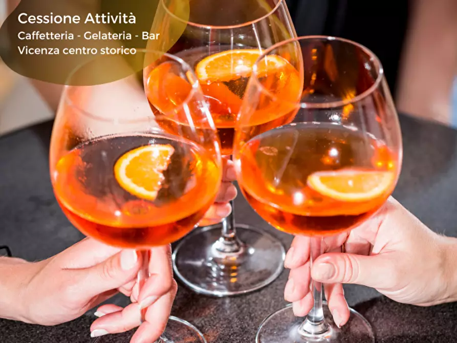 Immagine 9 di Attività commerciale in vendita  in corso palladio a Vicenza