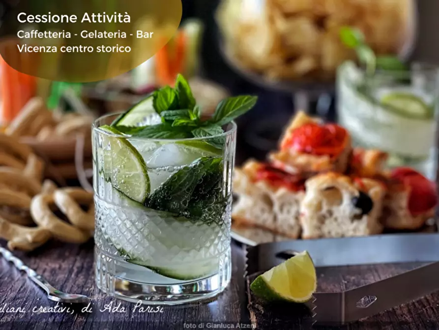 Immagine 13 di Attività commerciale in vendita  in corso palladio a Vicenza