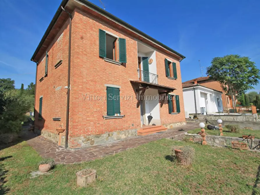 Immagine 1 di Casa bifamiliare in vendita  in Via Giuseppe Verdi a Torrita Di Siena