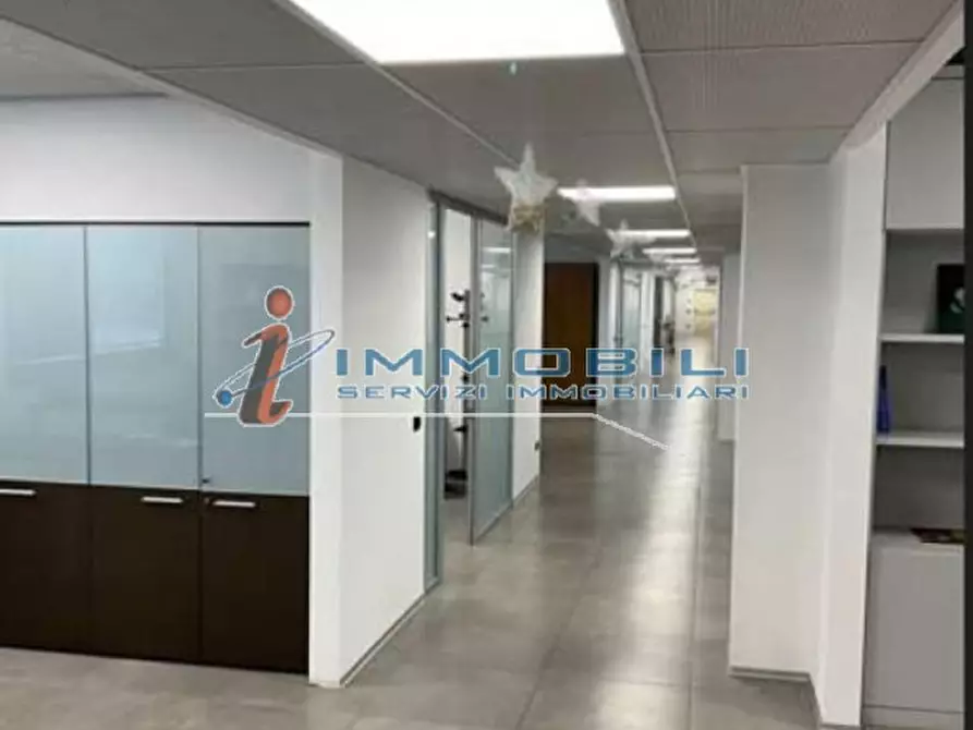 Immagine 2 di Ufficio in affitto  in VIA DA VINCI L. a Trezzano Sul Naviglio