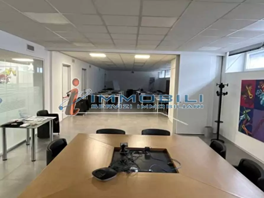 Immagine 3 di Ufficio in affitto  in VIA DA VINCI L. a Trezzano Sul Naviglio