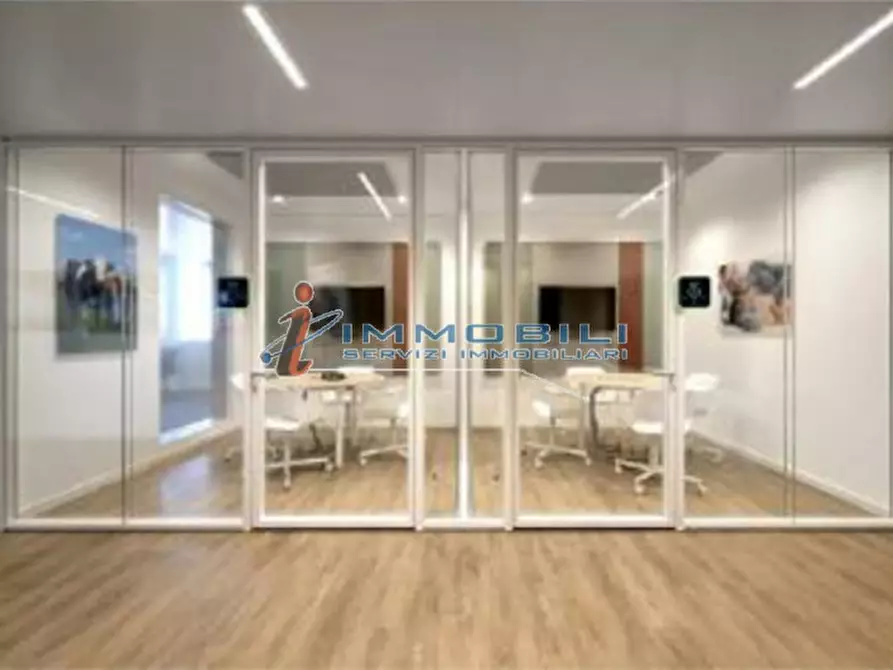 Immagine 14 di Ufficio in affitto  in VIALE CERTOSA a Milano