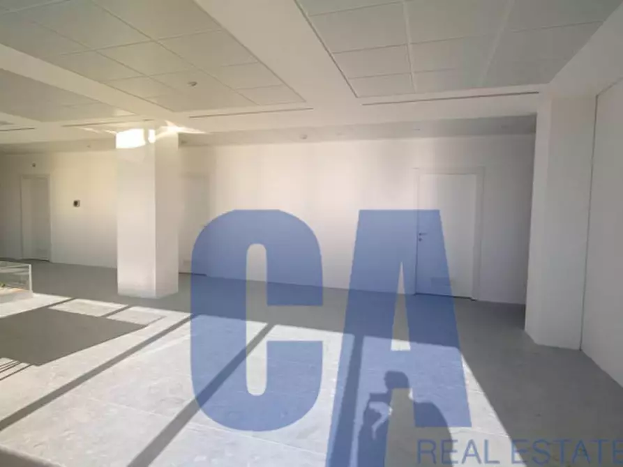 Immagine 22 di Ufficio in affitto  in VIA CANTU' CESARE a Cinisello Balsamo