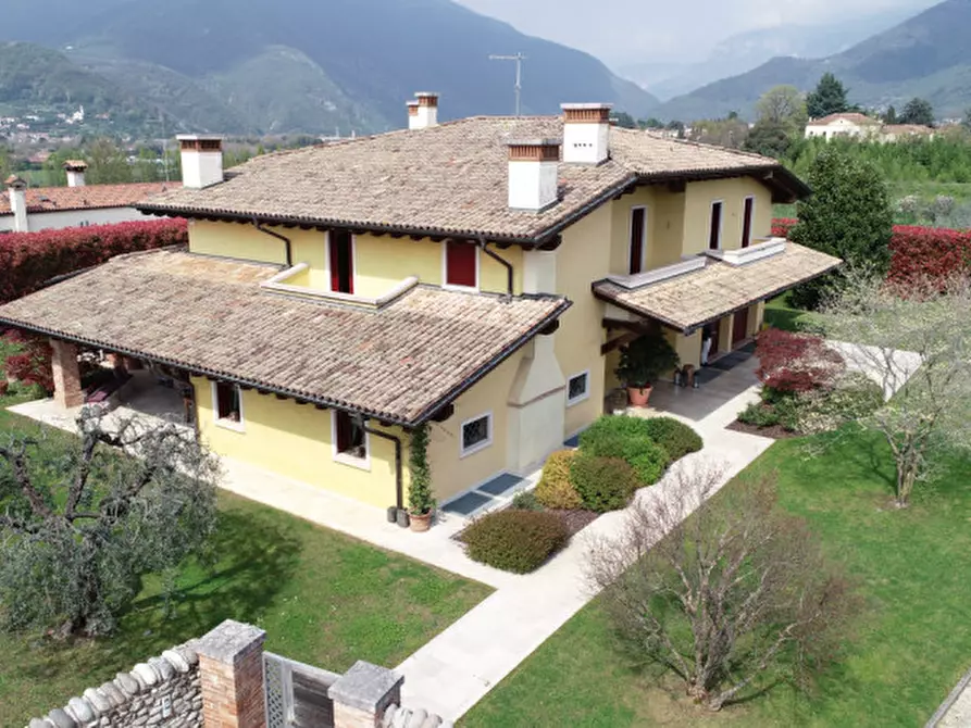 Immagine 3 di Casa indipendente in vendita  in Riviera san vito a Bassano Del Grappa