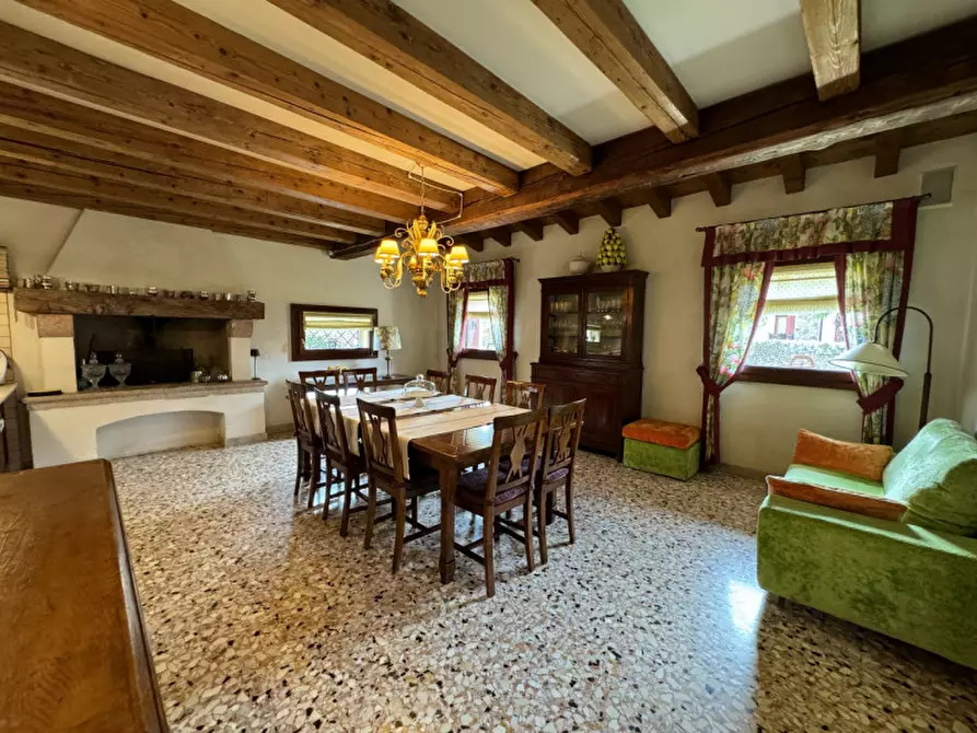 Immagine 7 di Casa indipendente in vendita  in Riviera san vito a Bassano Del Grappa