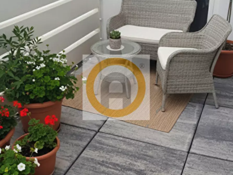 Immagine 10 di Appartamento in vendita  a Schio