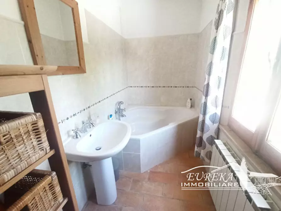 Immagine 25 di Villetta a schiera in vendita  in GIOIELLA a Castiglione Del Lago