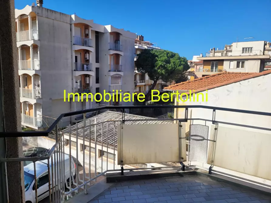 Immagine 2 di Appartamento in vendita  in Via Regina Margherita a Bordighera