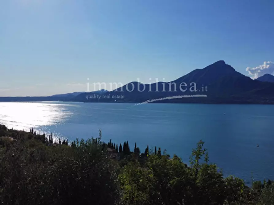 Immagine 1 di Villetta a schiera in vendita  in villaggio erika a Torri Del Benaco