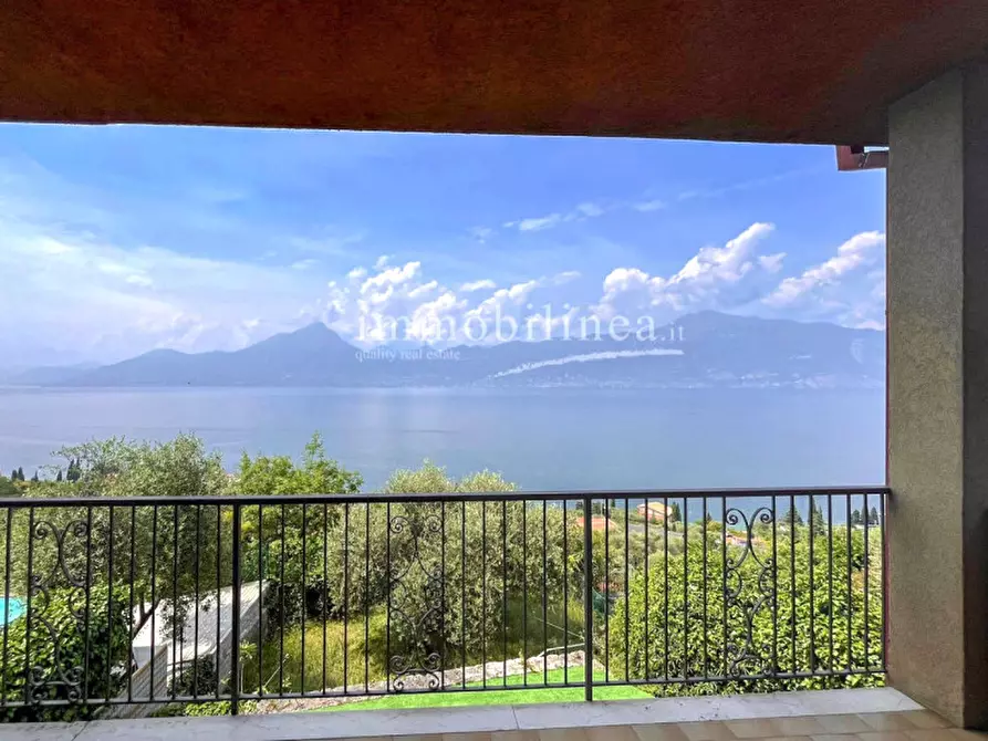 Immagine 5 di Casa bifamiliare in vendita  in villaggio erika a Torri Del Benaco