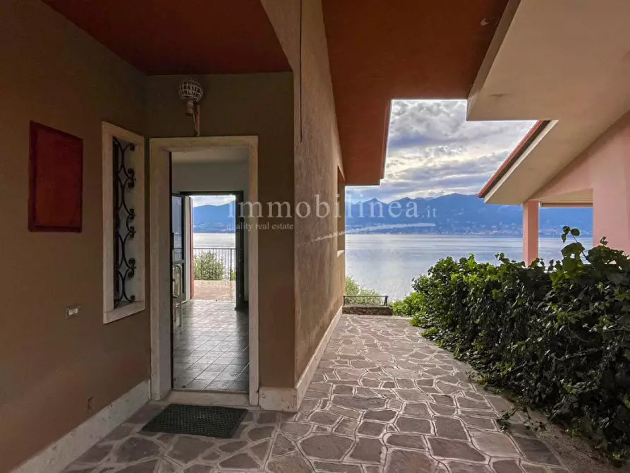 Immagine 12 di Casa bifamiliare in vendita  in villaggio erika a Torri Del Benaco