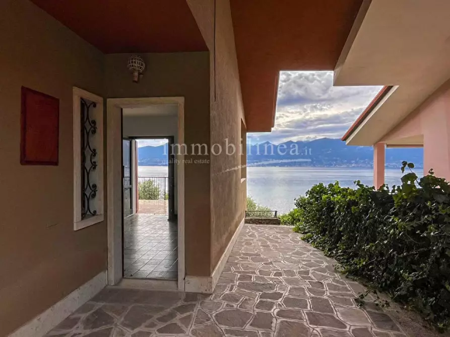 Immagine 12 di Casa bifamiliare in vendita  in villaggio erika a Torri Del Benaco