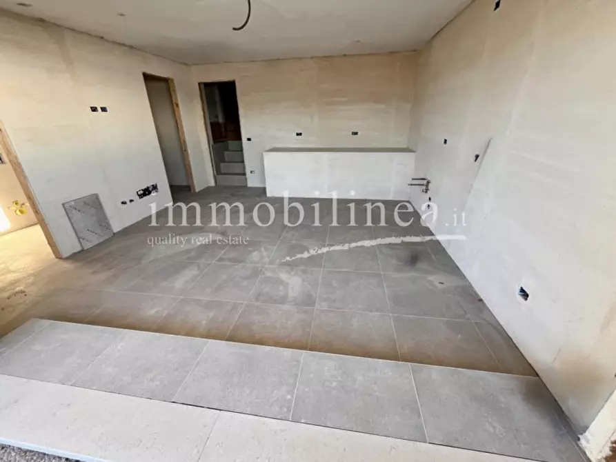 Immagine 31 di Casa bifamiliare in vendita  in villaggio erika a Torri Del Benaco