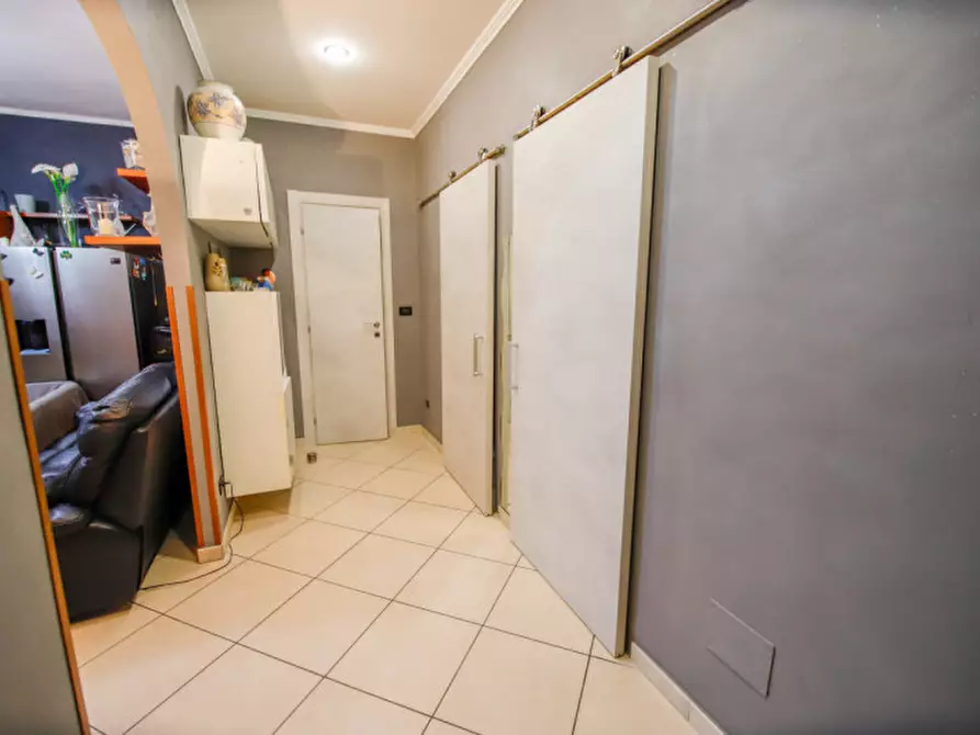 Immagine 3 di Appartamento in vendita  in Via Lemie 32 a Torino