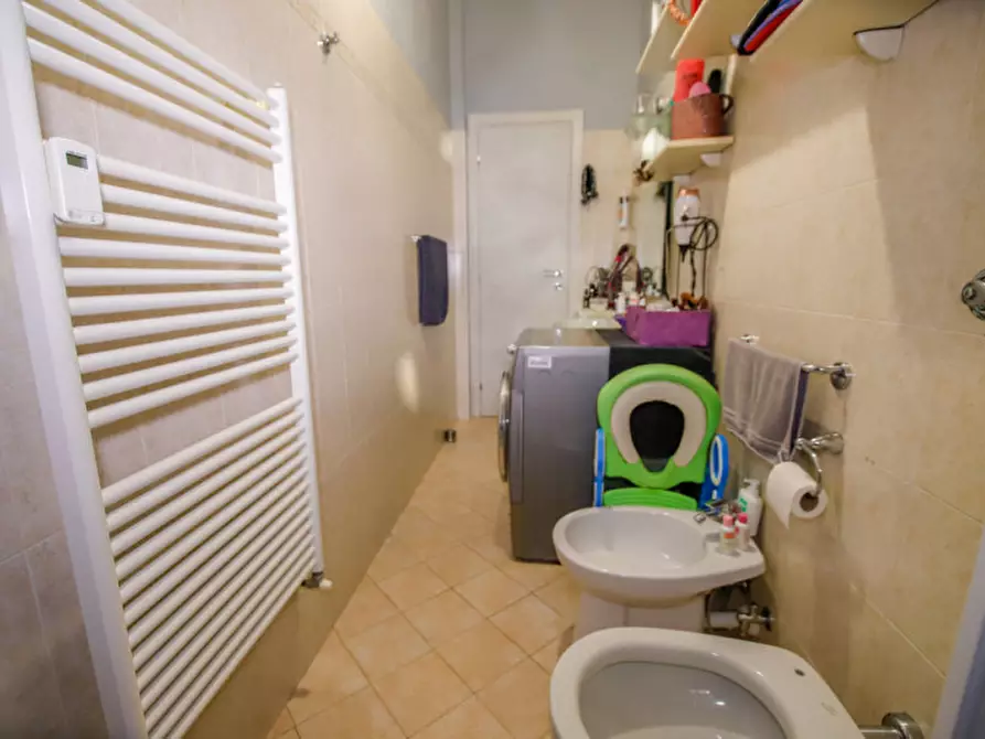 Immagine 21 di Appartamento in vendita  in Via Lemie 32 a Torino